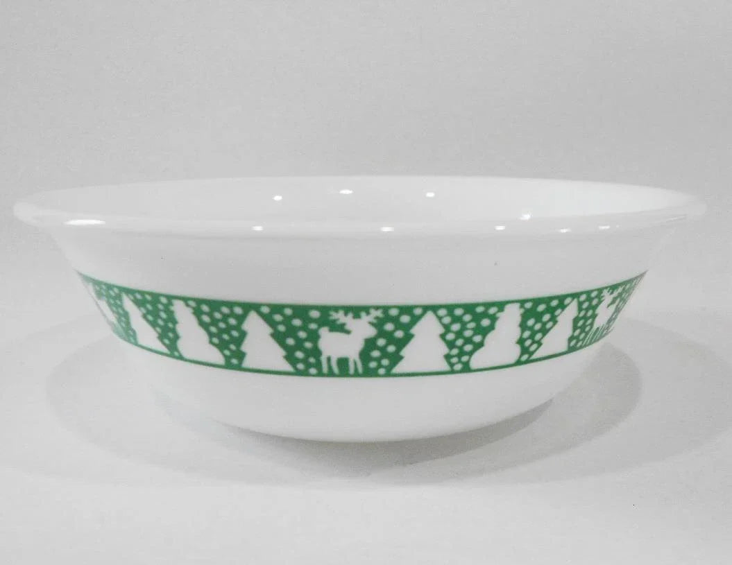 Corelle WINTER FESTIVAL 18-oz SOUP BOWL Green Christmas Tree Snowmen Reindeer